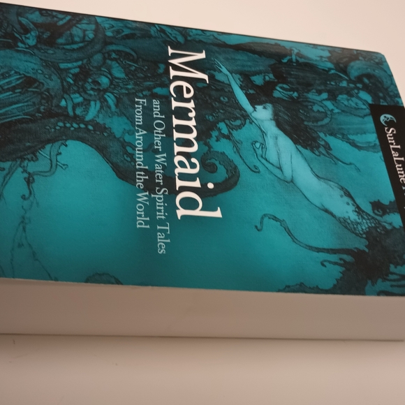 Book - Picture 3 of 4